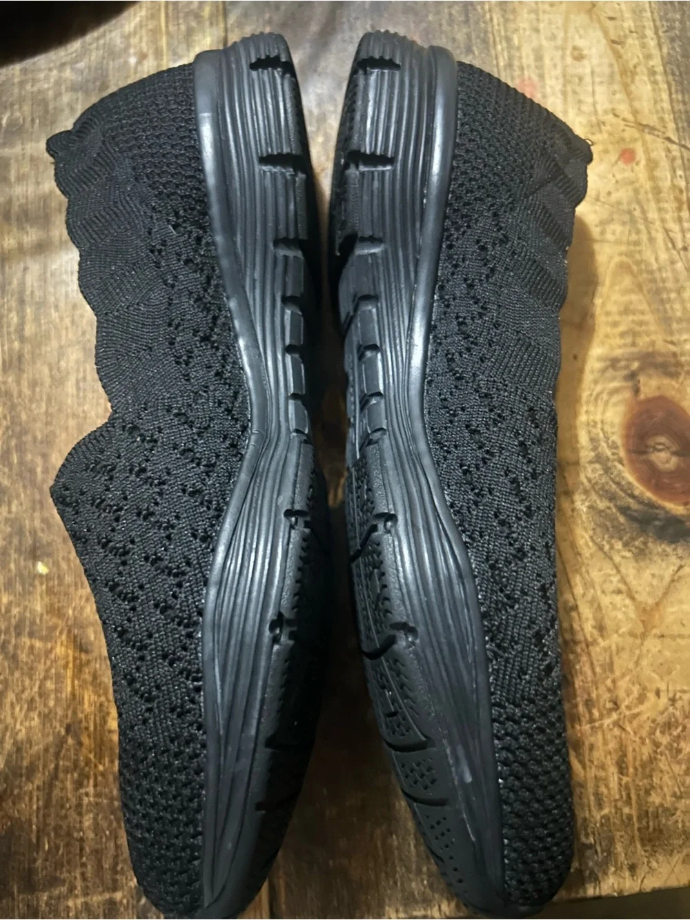 Skechers Seager Stat Women’s Memory Foam Black Slip Ons Size 6.5